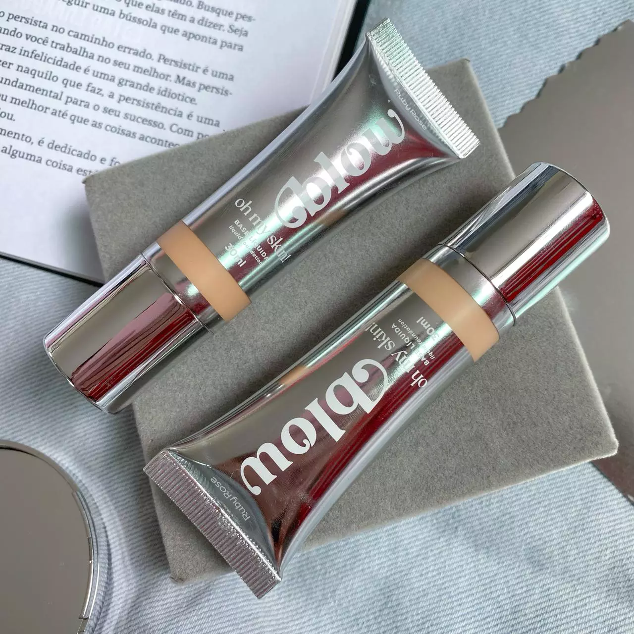 BASE BLOW SO REAL LIQUIDA RUBY ROSE