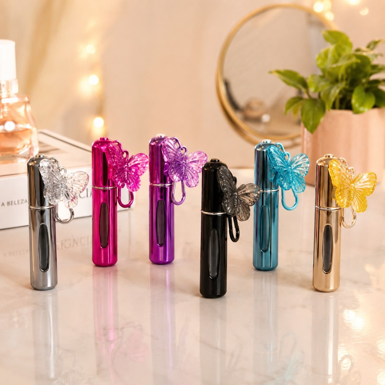 Chaveiro Borboleta com Porta Perfume Spray 5ml
